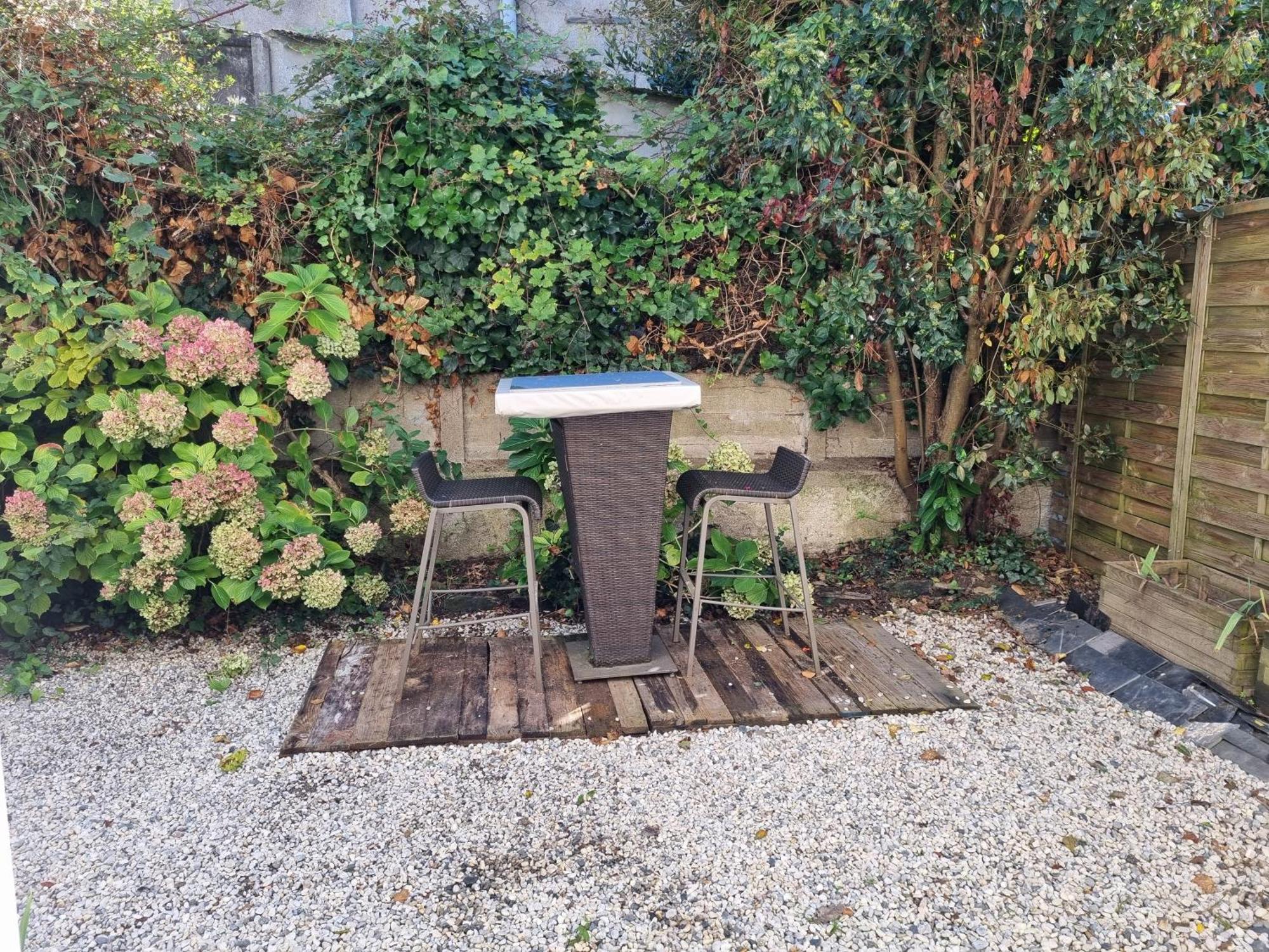 Gare - La Blancheraie Angers Bagian luar foto